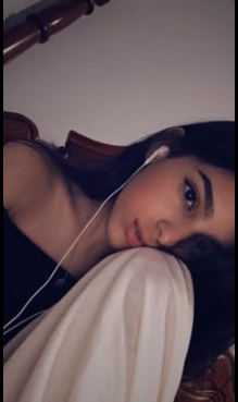 <em>Nicol Bustamantes</em>